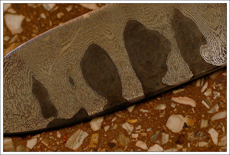 How to Remove Rust from a Carbon / Stainless San Mai Damascus Knife ...